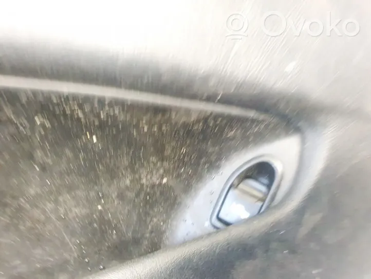 Hyundai Coupe Bouton interrupteur de trappe à essence 