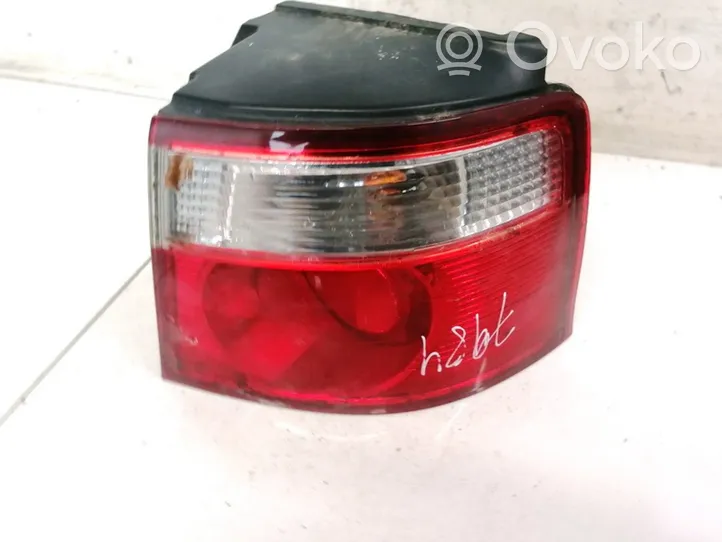 KIA Carens I Rear/tail lights 