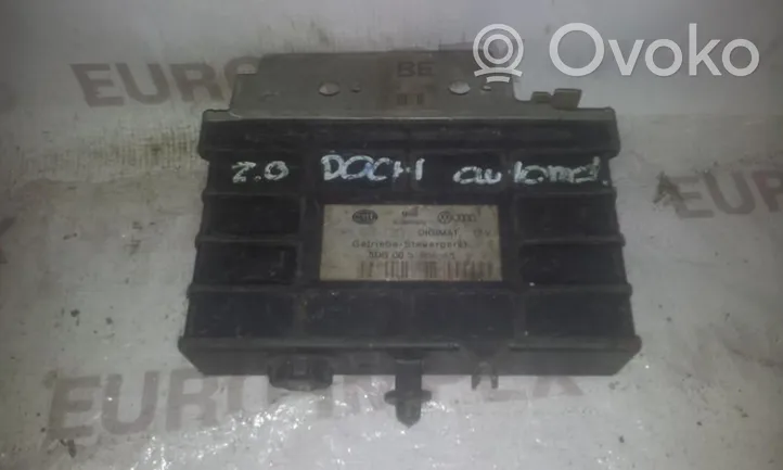 Volkswagen PASSAT B3 Module de contrôle de boîte de vitesses ECU 5DG00590665