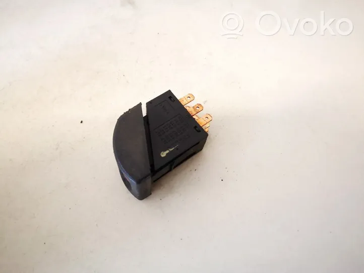 Opel Astra F Hazard light switch 90347821