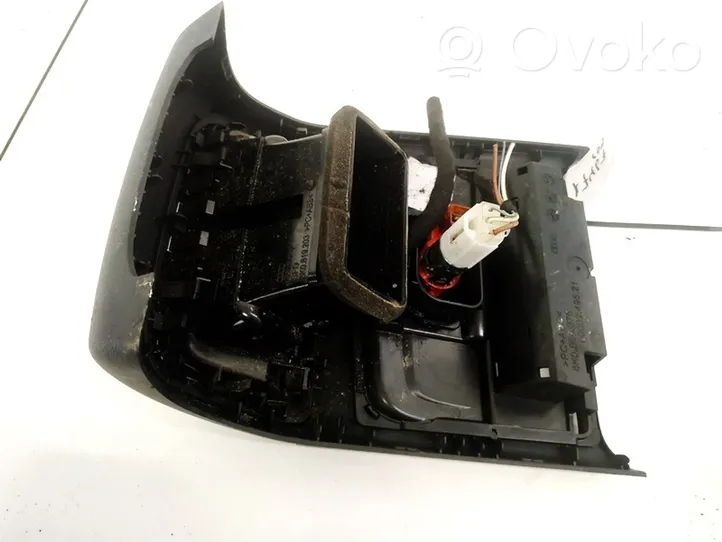 Audi A4 S4 B8 8K Centrālais gaisa ventilācijas režģis 8K0864376