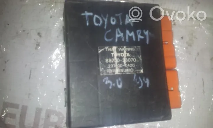 Toyota Camry Inne komputery / moduły / sterowniki 8970033070