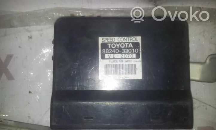 Toyota Camry Inne komputery / moduły / sterowniki 8824033010