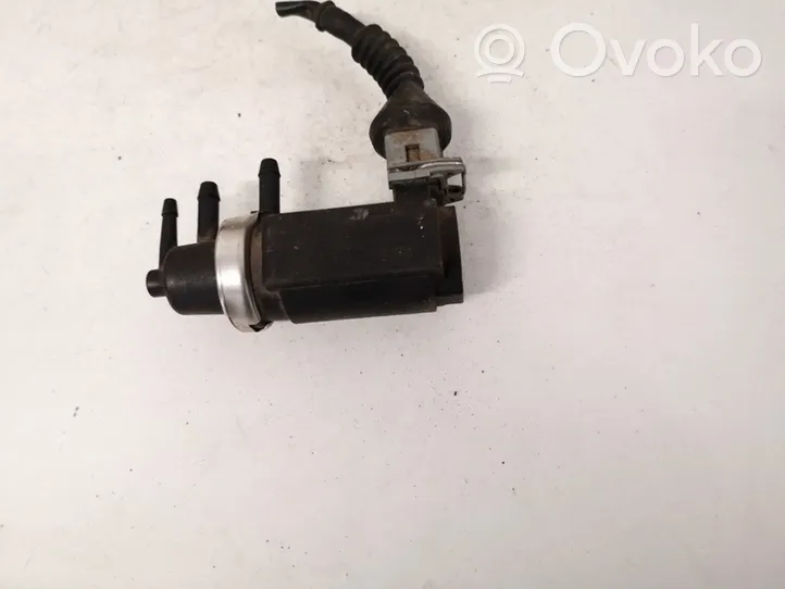 Audi A6 S6 C4 4A Turboahtimen magneettiventtiili 059906627A