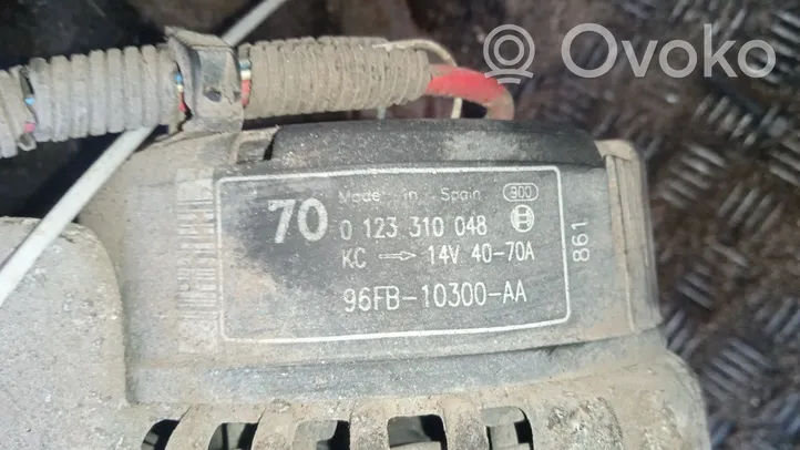 Mazda 121 SM Générateur / alternateur 0123310048