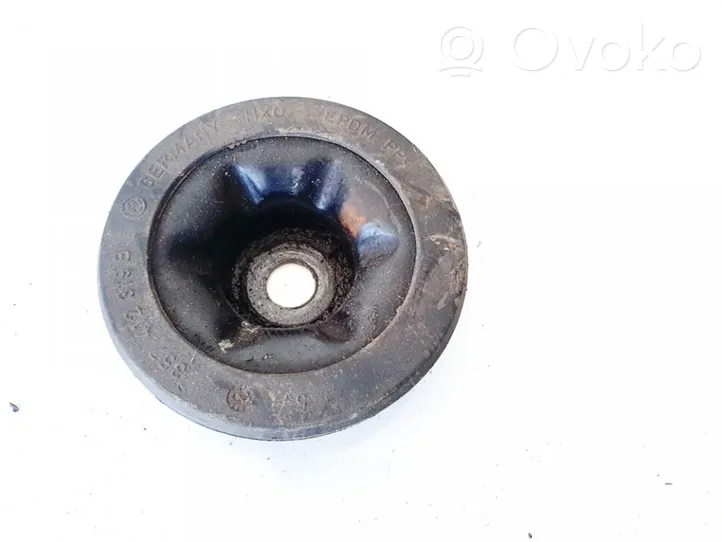 Volkswagen Golf III Supporto di montaggio della molla elicoidale 357412319b