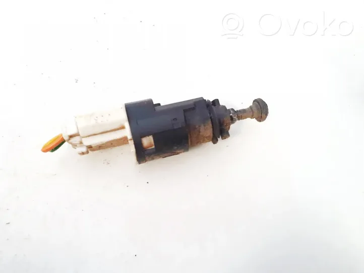 Dacia Logan I Brake pedal sensor switch 