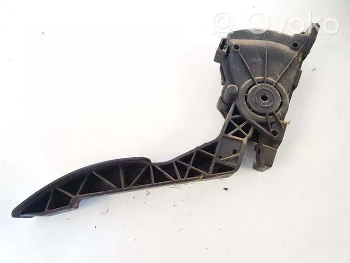 Dacia Logan I Accelerator throttle pedal 8200386506b