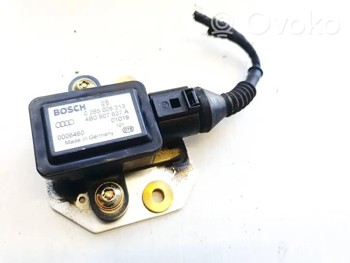 Volkswagen PASSAT B5 ESP (elektroniskās stabilitātes programmas) sensors (paātrinājuma sensors) 4B0907637A