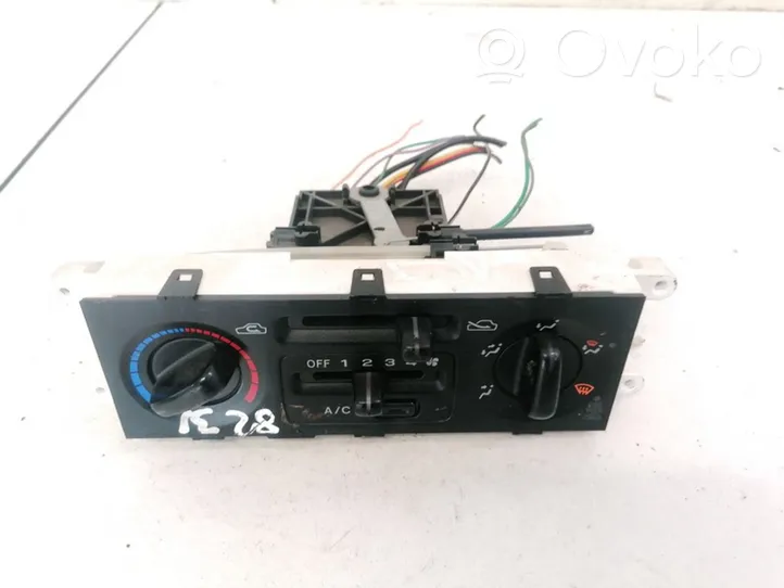 Subaru Forester SF Climate control unit 