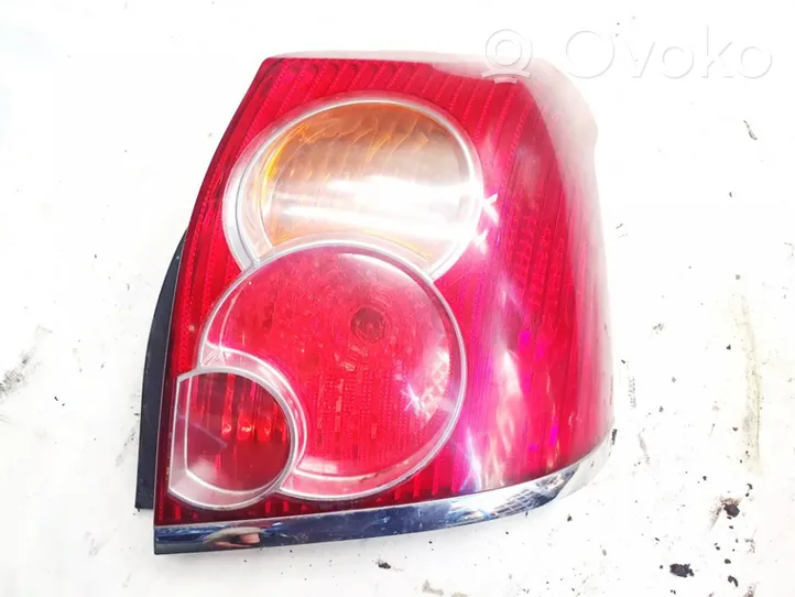 Toyota Avensis T250 Luci posteriori 89028783