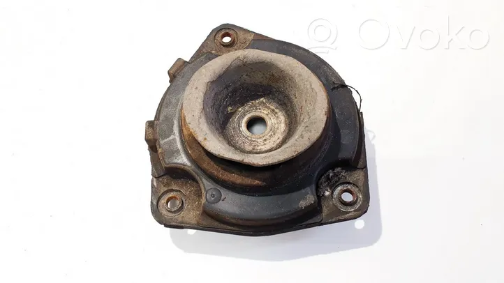 Nissan Micra Supporto di montaggio della molla elicoidale 8200183567