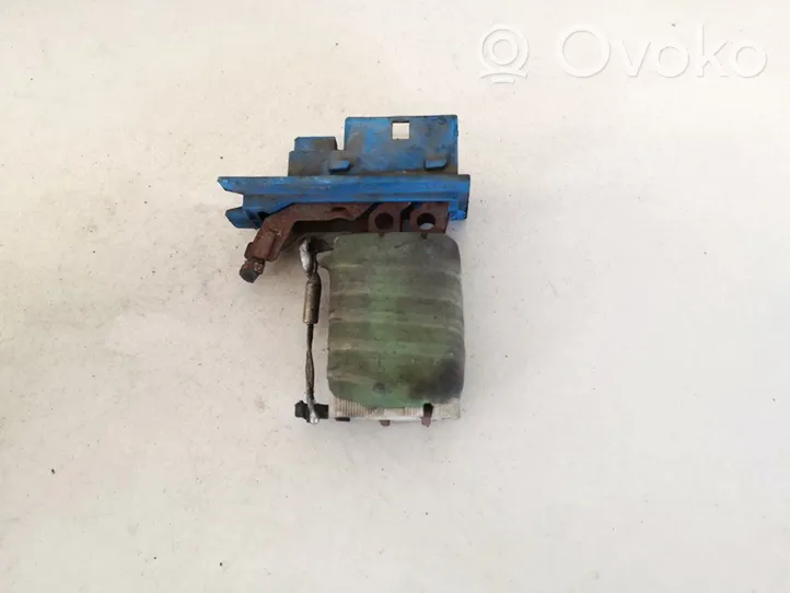 Opel Vectra B Heater blower motor/fan resistor GM90568693