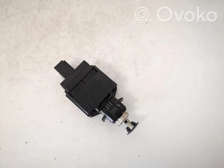 Volvo V70 Brake pedal sensor switch 8622064