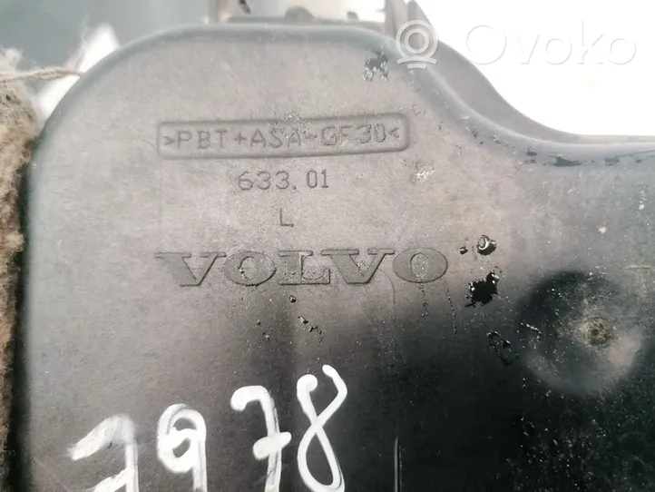 Volvo V70 Headlight/headlamp dust cover 63301