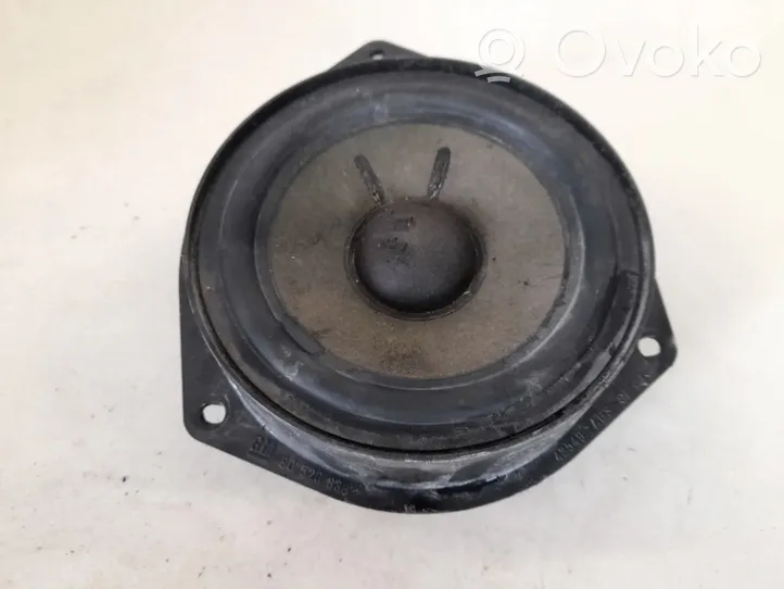 Opel Zafira B Haut-parleur de porte avant 90520838