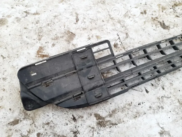 Citroen Xsara Picasso Front bumper lower grill 9638951480