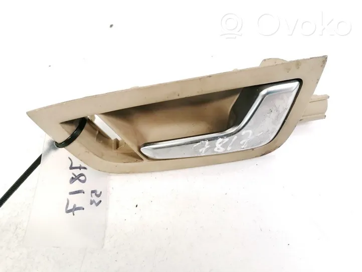 Audi A8 S8 D3 4E Poignée inférieure de porte avant 4E0837020