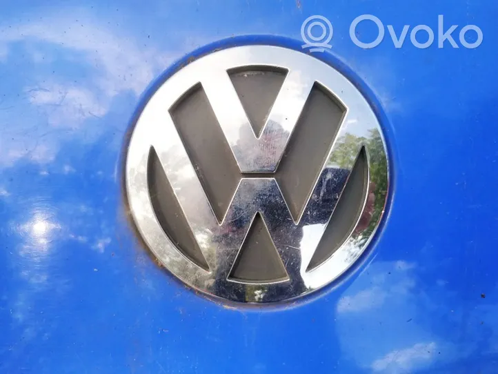 Volkswagen Polo IV 9N3 Manufacturer badge logo/emblem 