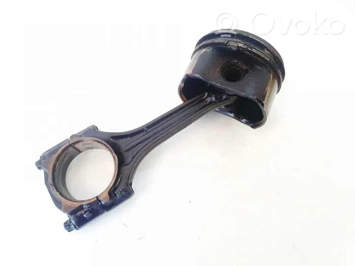 Audi A4 S4 B6 8E 8H Piston avec bielle y890