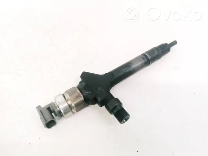 Mazda 5 Injecteur de carburant A00000F4