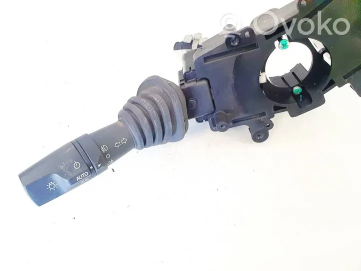 Chevrolet Captiva Wiper turn signal indicator stalk/switch 