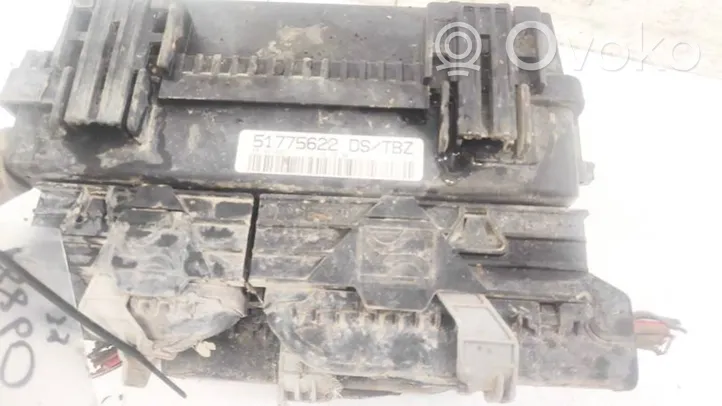 Fiat Punto (188) Fuse box set 51775622