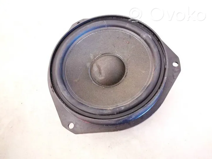 Opel Zafira B Haut-parleur de porte avant 24423552