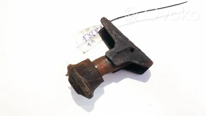 Volkswagen PASSAT B2 Dzinēja spilvens 823199339a