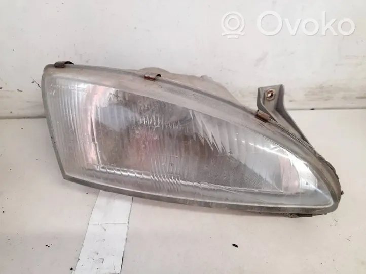 Hyundai Lantra I Lampa przednia 1013592