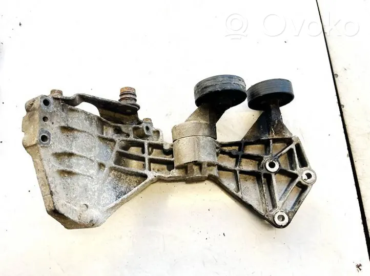 BMW 2 F22 F23 Engine mounting bracket 