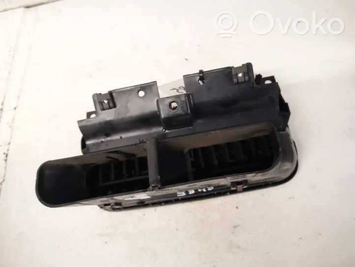 Fiat Grande Punto Dysze / Kratki środkowego nawiewu deski rozdzielczej 735386328