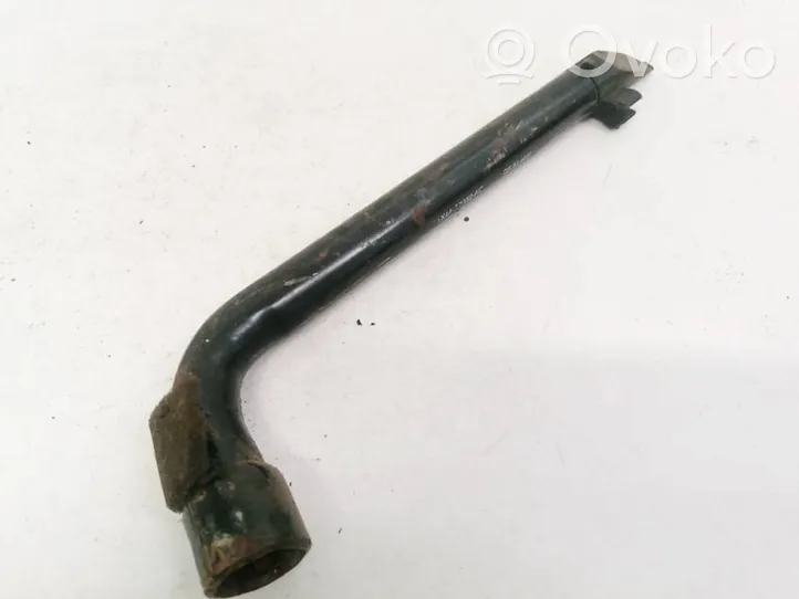 Volvo V50 Chiave per dadi della ruota 1X4A17032AC