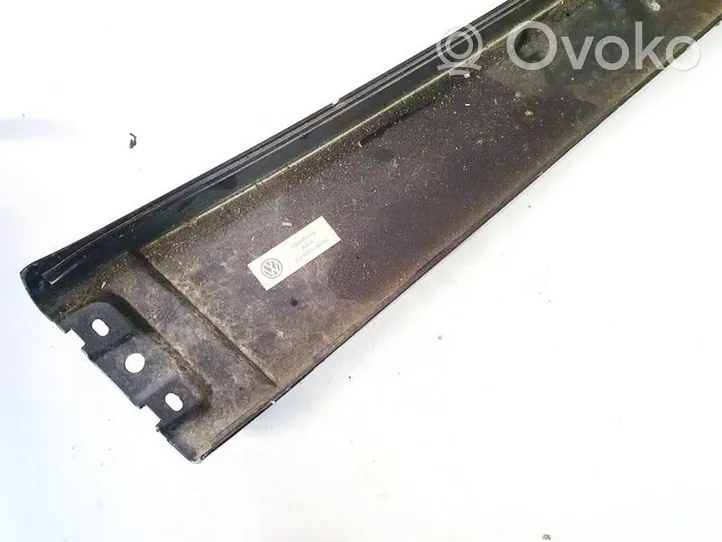 Volkswagen Touareg I Muu etuoven verhoiluelementti 7l6853318d