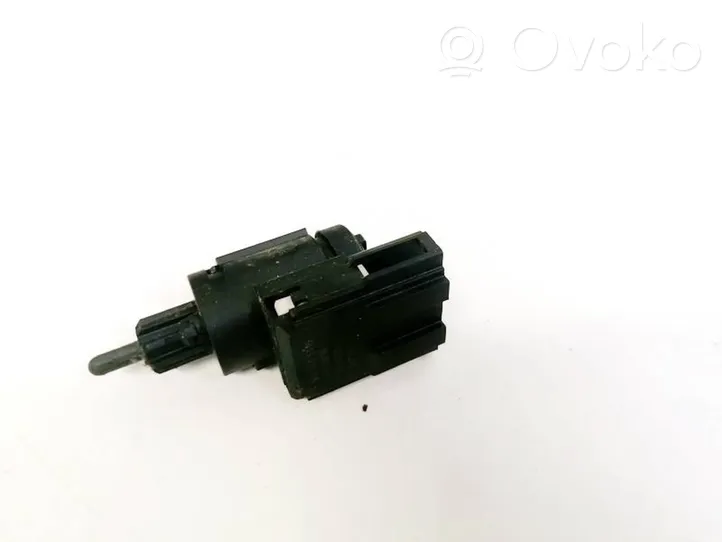 Volkswagen Polo IV 9N3 Brake pedal sensor switch 3b0945511C