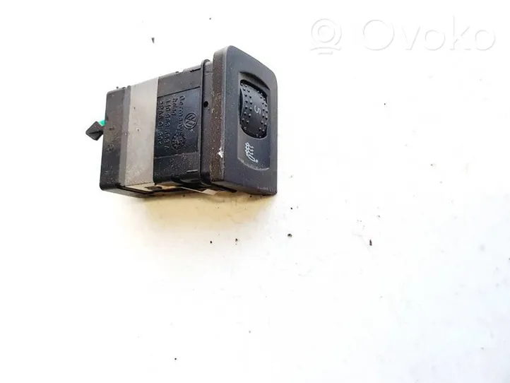 Volkswagen Golf IV Seat heating switch 1j0963563a