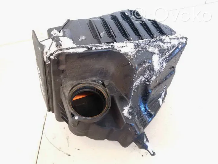 Renault Scenic III -  Grand scenic III Air filter box 8200947663