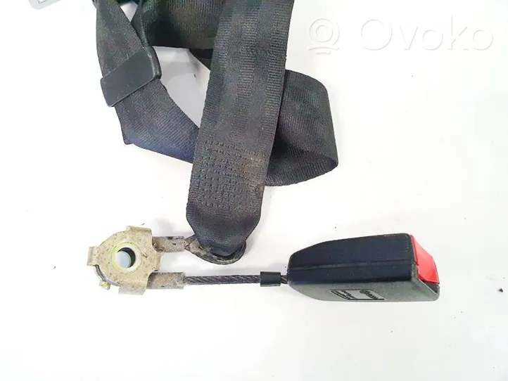 Volkswagen Golf IV Middle seatbelt (rear) 1j0857487a