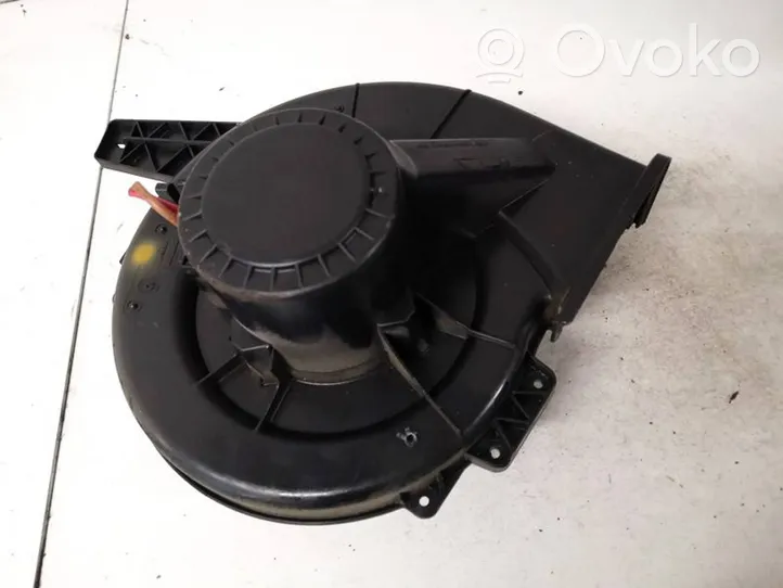 Volkswagen Polo Heater fan/blower 6q1819015