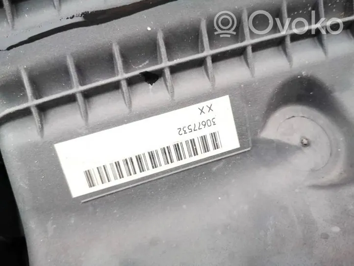 Volvo S40 Scatola del filtro dell’aria 30677532