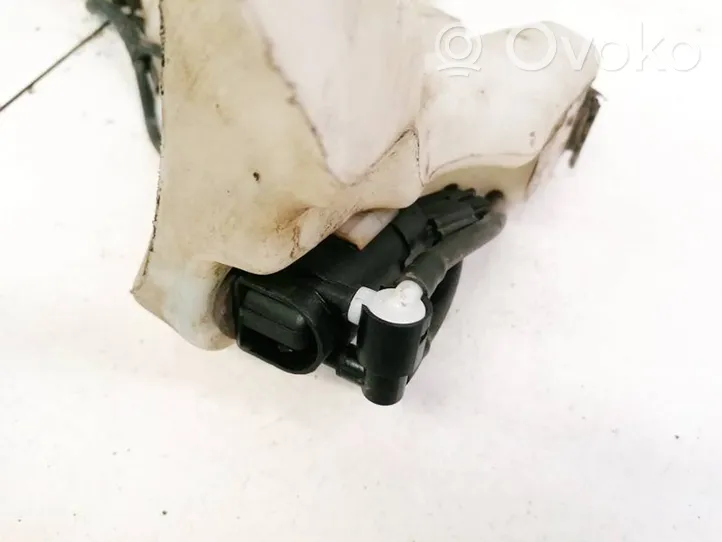 Ford Focus C-MAX Windscreen/windshield washer pump E13021168