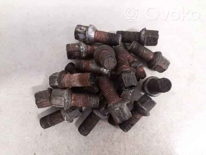 Audi A6 S6 C6 4F Nuts/bolts 