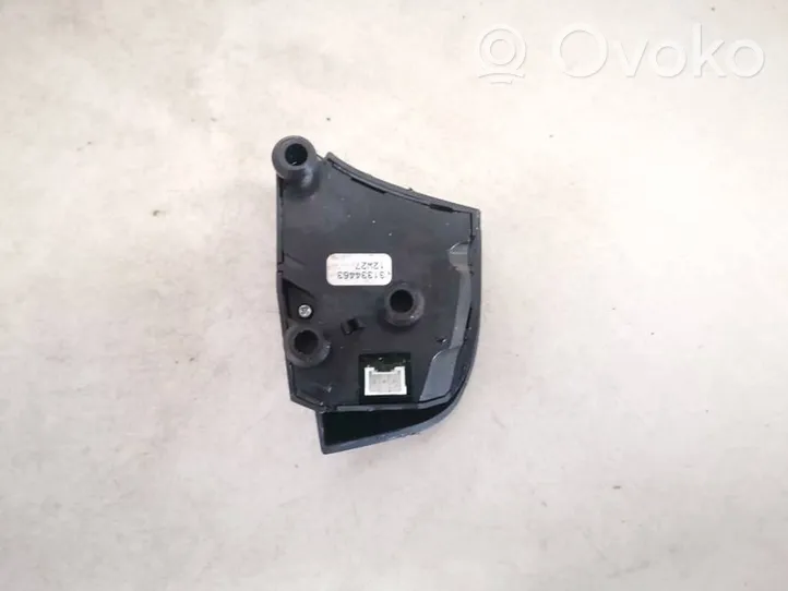 Volvo V40 Boutons / interrupteurs volant 31334463