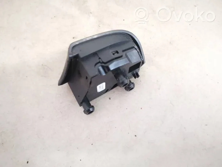 Volvo V40 Pulsanti/interruttori sul volante 31334463