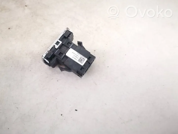 Volvo V40 Interruttore a pulsante start e stop motore 31394114