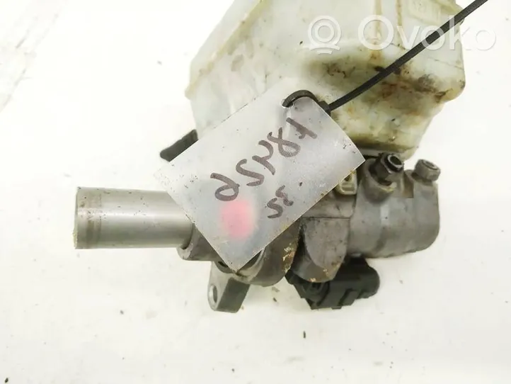 Volkswagen PASSAT B6 Master brake cylinder 