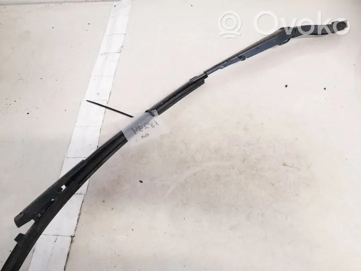 Mercedes-Benz A W169 Front wiper blade arm 