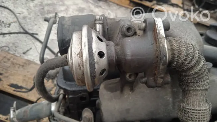 Audi A4 S4 B5 8D Valvola EGR 028131501E