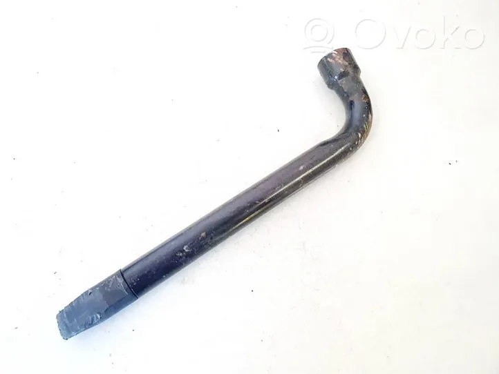 Nissan Note (E11) Wheel nut wrench 