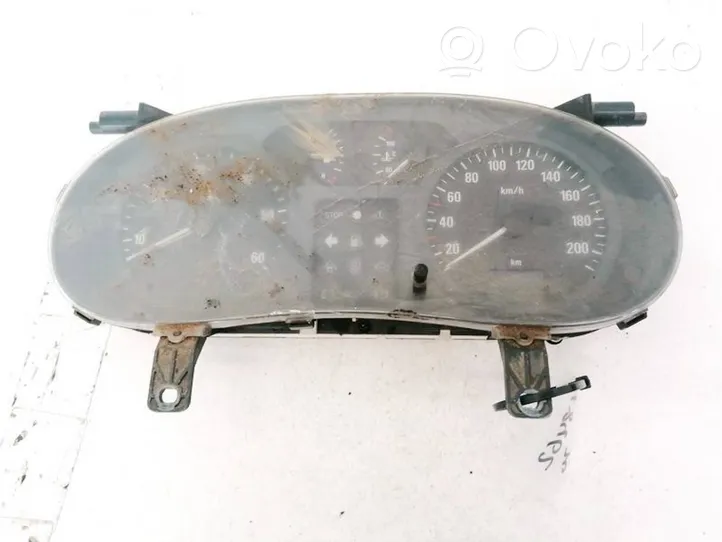 Opel Vivaro Speedometer (instrument cluster) 